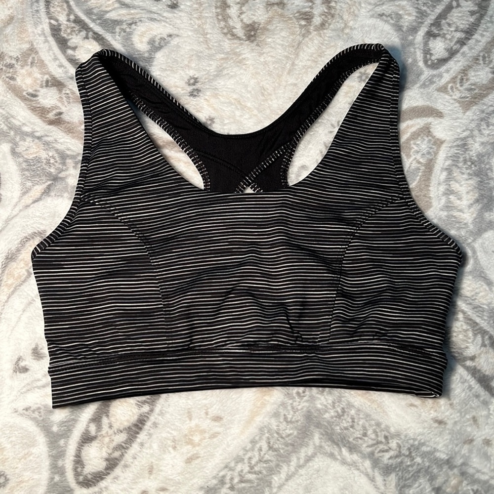 Sports bra
